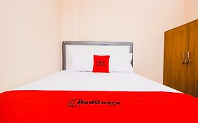 Reddoorz Plus @ Pogung Raya